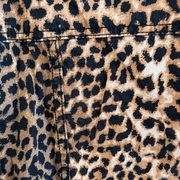 Leopard Print Denim Jacket - Picture 3 of 4